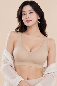 Women’s Nude Seamless Bra – Wireless Comfort & Adjustable Straps